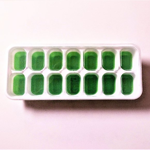 Silicone Ice Cube Freezer Trays ~ LIME ~ Set 4 Stack Trays w/Snap Lids ~ Durable - Picture 7 of 11